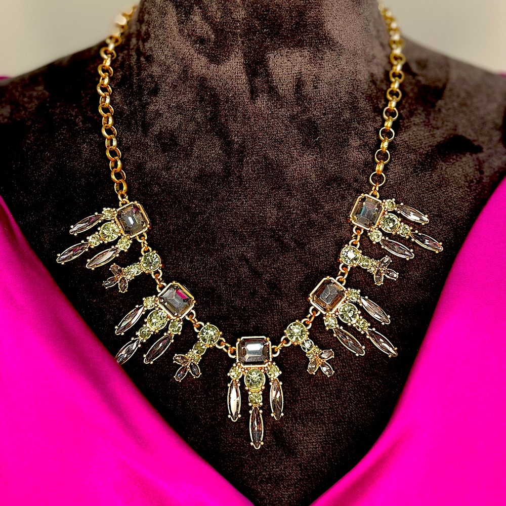 Goldtone & Crystal Art Deco Statement Bib Necklace - Picture 4 of 15